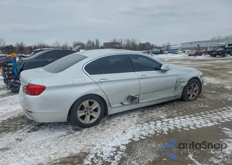 2012 BMW 528 Xi z USA, uszkodzony, nr VIN WBAXH5C51CDW02637